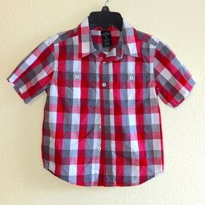 Boys - Red Plaid Short Sleeve Button Down Casual Dress Shirt. Size Mediu…